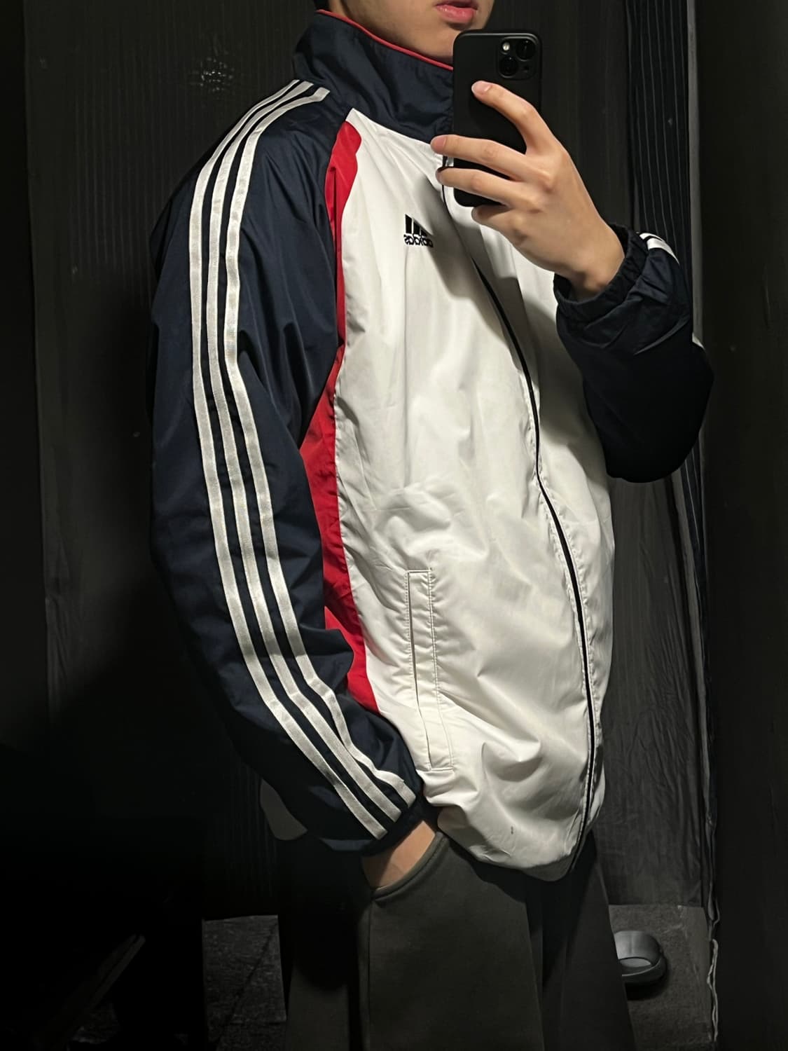 아디다스 JP 네이비 화이트 레드 배색 삼선 클라이마프루프 바람막이 L 상품이미지2