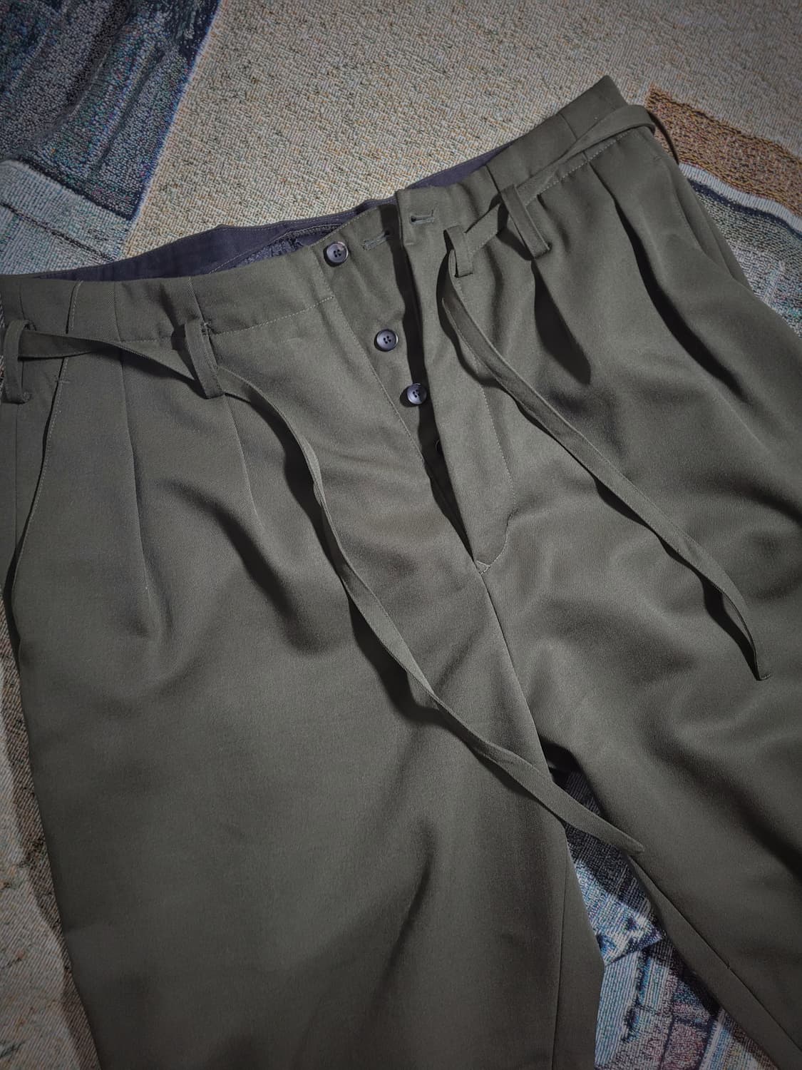 소시오츠키 링 벨티드 울 팬츠 상품이미지4