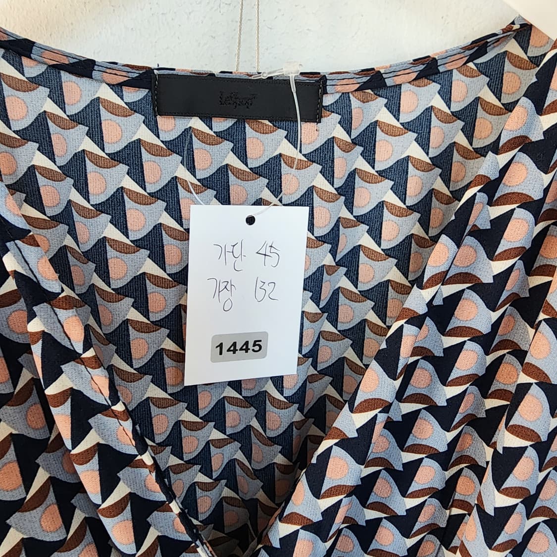 명품 패턴 롱 원피스 랩 스타일 상품이미지8