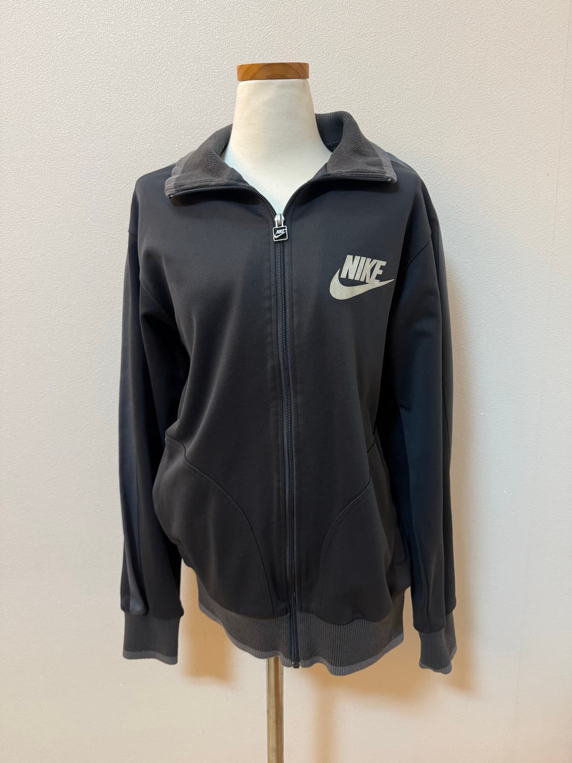 나이키 (NIKE) 클래식 로고 져지 상품이미지1