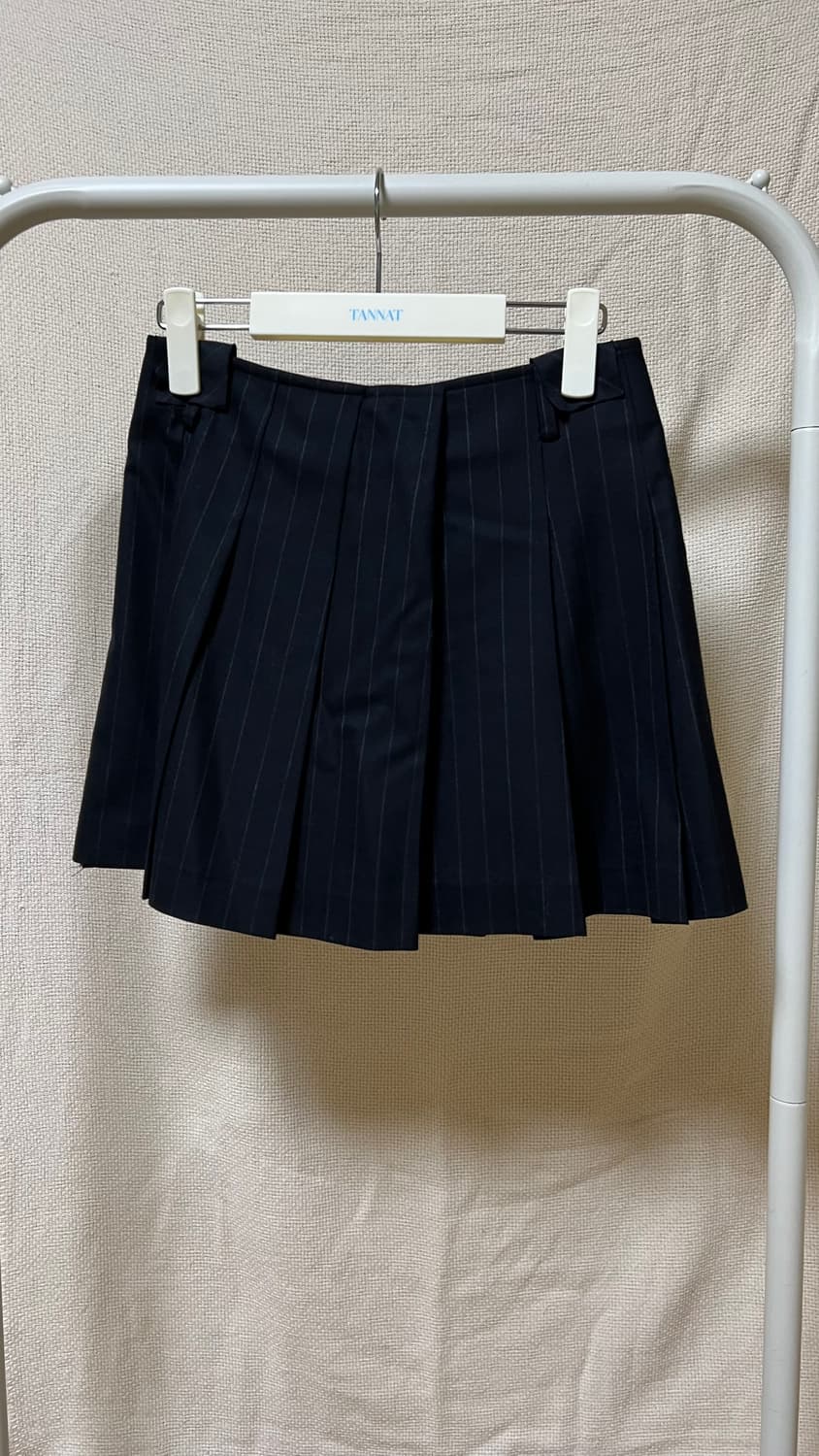 타낫 스트라이프 플리츠 스커트(네이비) 상품이미지1