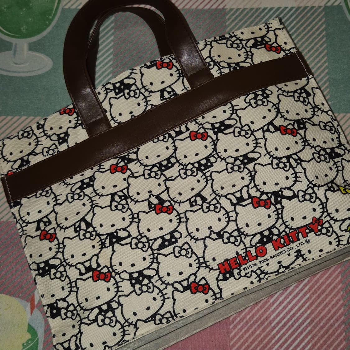 06s 키티 x 마츠모토 키요시 한정 레더 토트백 상품이미지9