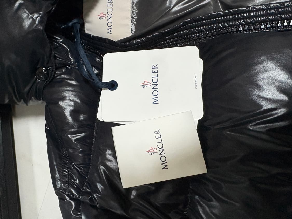 몽클레어 패딩 마야 4사이즈 새상품급 제품 판매 상품이미지3