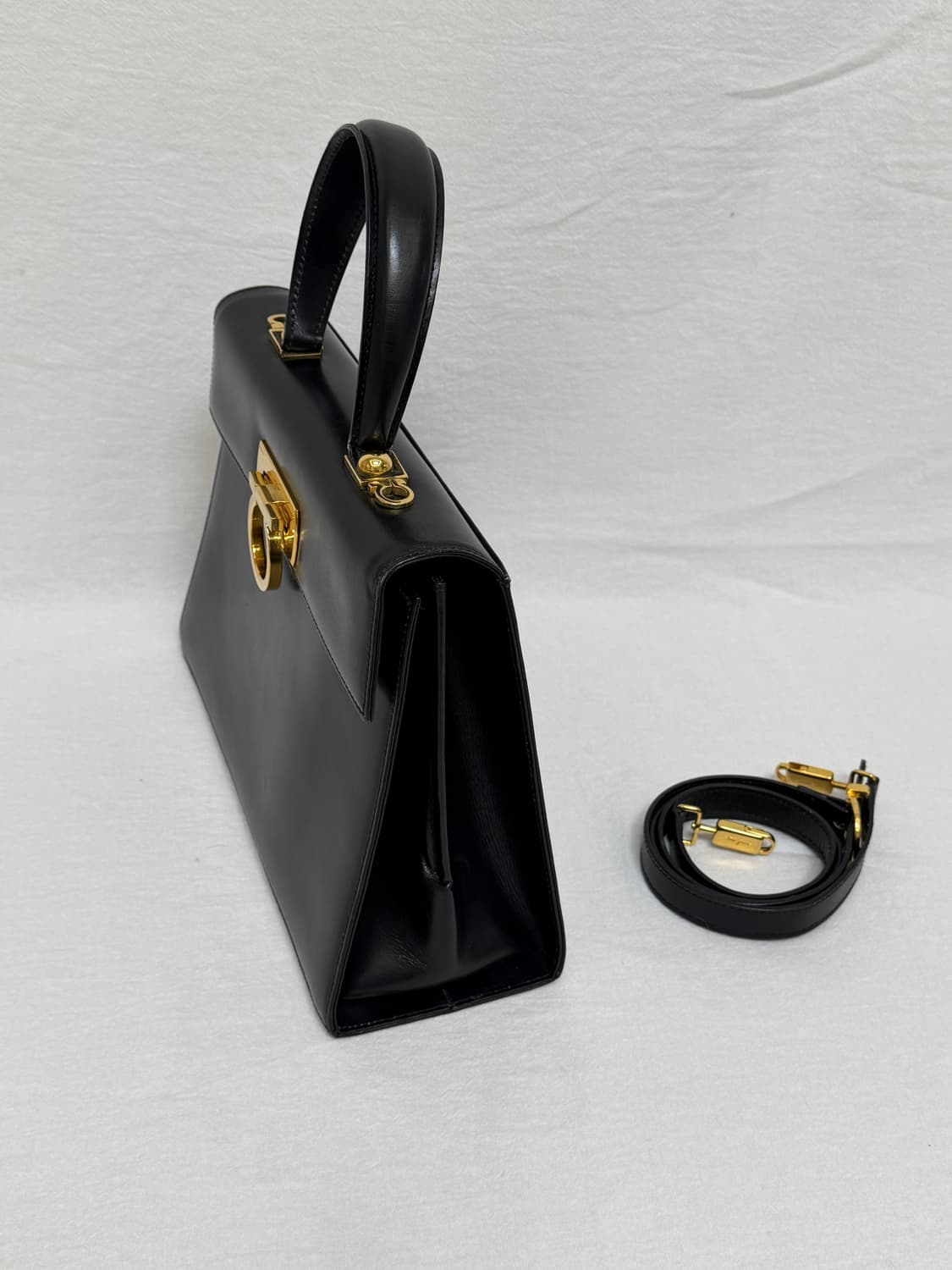 페라가모 간치니 블랙 켈리백 토트백 차정원백 상품이미지10