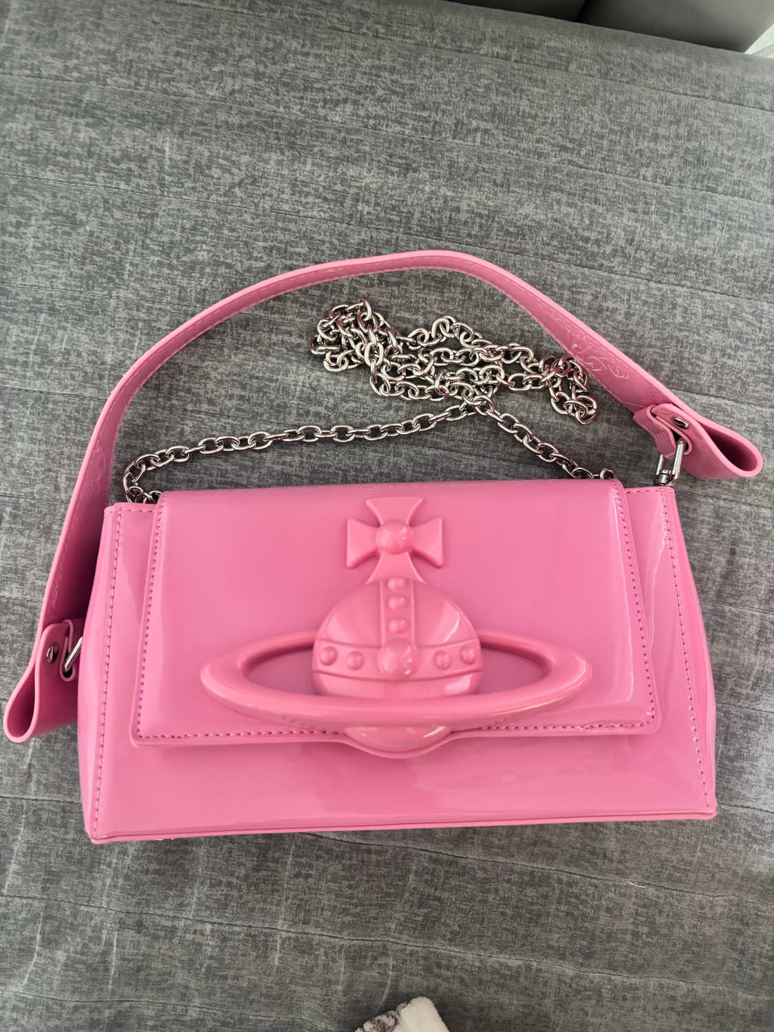 비비안웨스트우드 페이던트 헤이즐백 미디움 상품이미지1