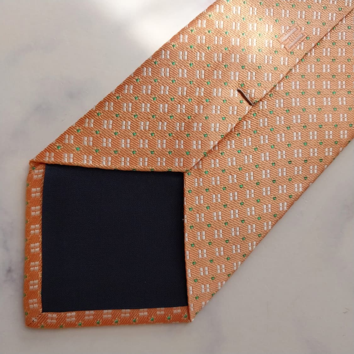 DAKS 닥스 실크 살구색 패턴 넥타이 8.8cm A+등급 K2373
 상품이미지7