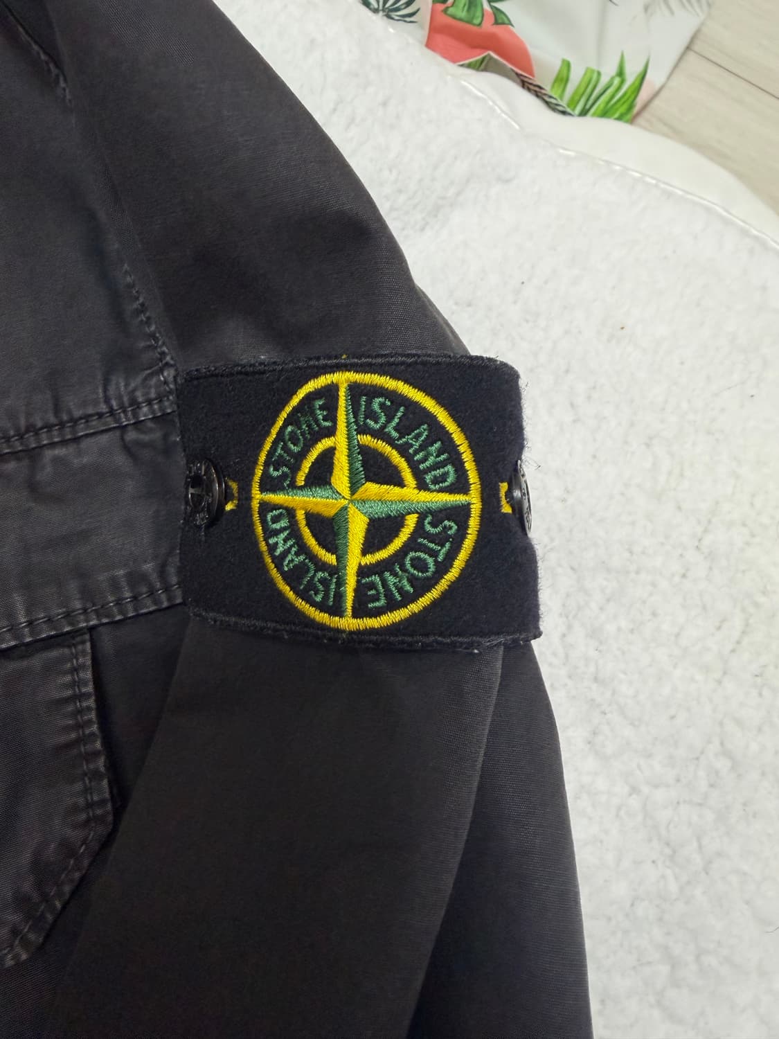 급처 백화점판 스톤아일랜드 오버셔츠 블랙 L 상품이미지2