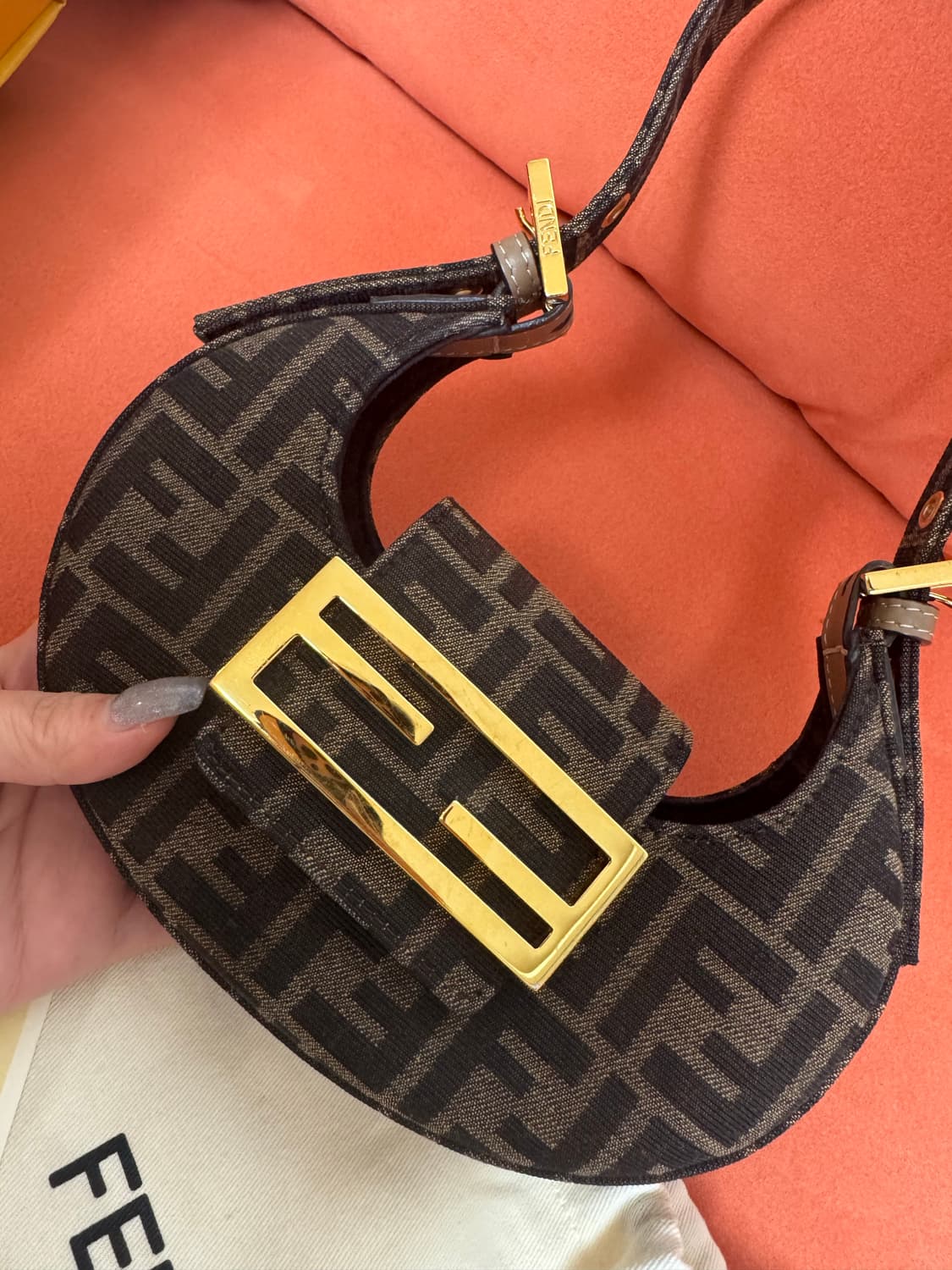 펜디 쿠키백 풀박스 상품이미지8