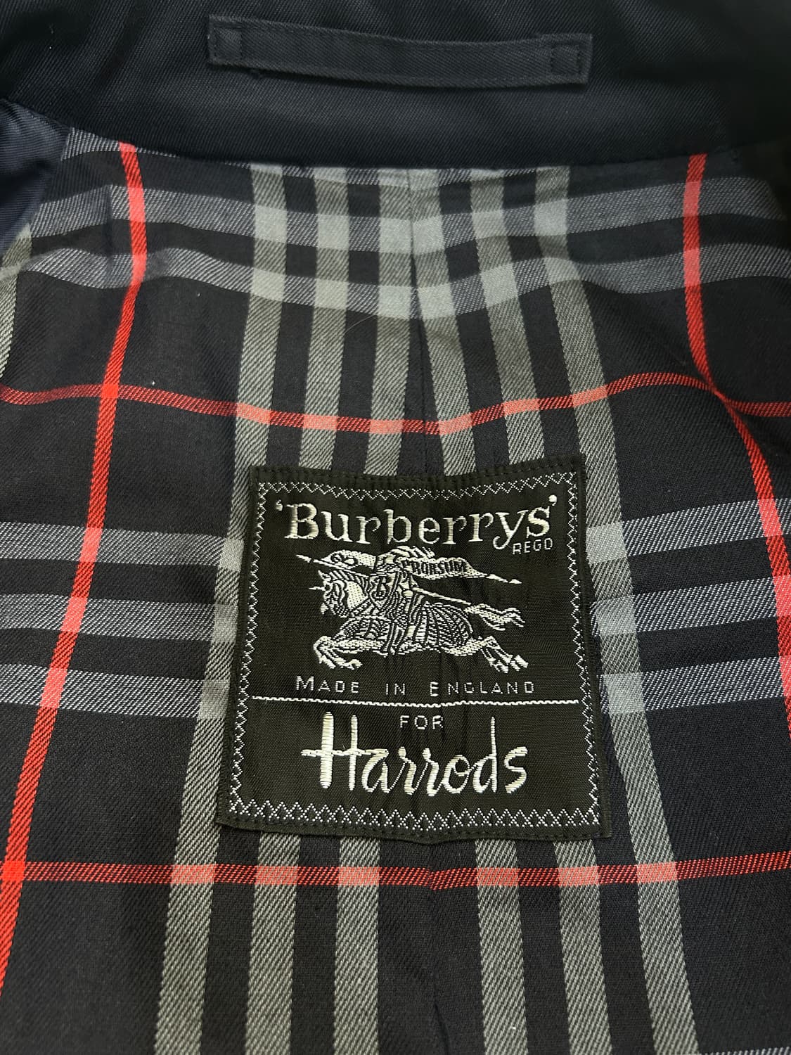 버버리 체크 안감 더블 견장 트렌치코트 남성 95-100사이즈 네이비 상품이미지6