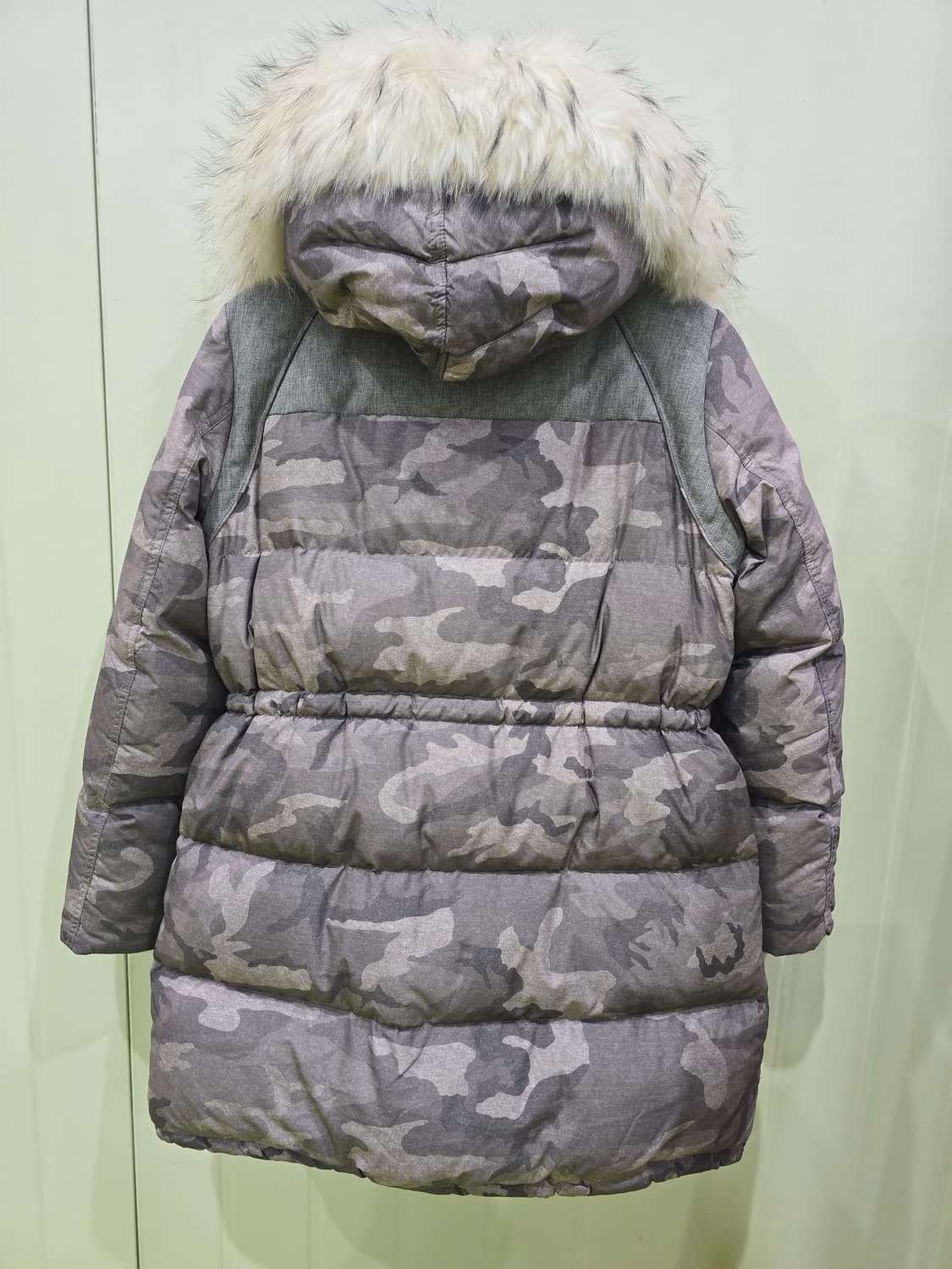 베네통 오리털 패딩 라쿤퍼(66) 상품이미지6