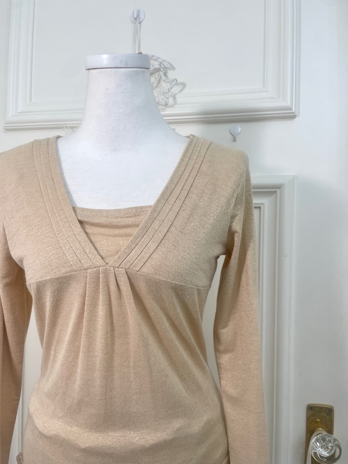 beige glitter v-neck pleats slim knit to 상품이미지7