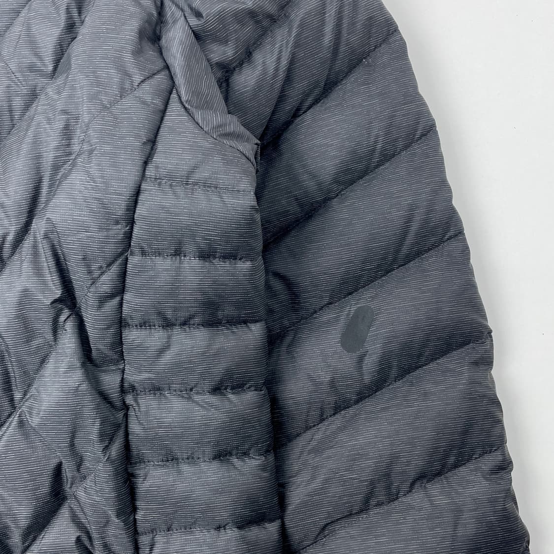 [중고] 콜롬비아 남성 옴니히트 다운 패딩 XXL 상품이미지4