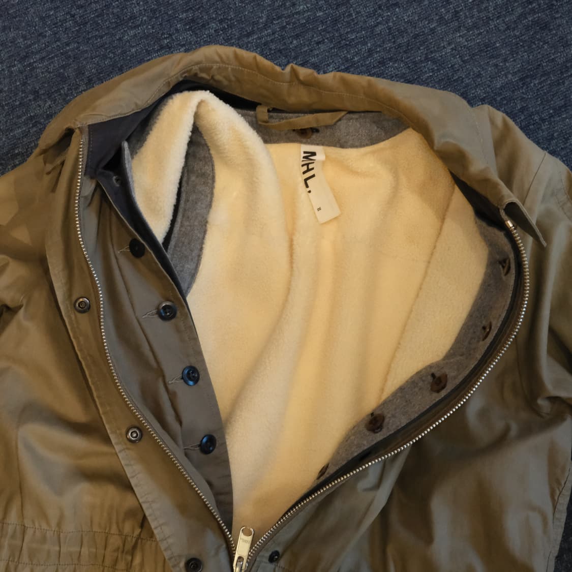 마가렛호웰 안감 탈부착 베이지 코트 상품이미지3