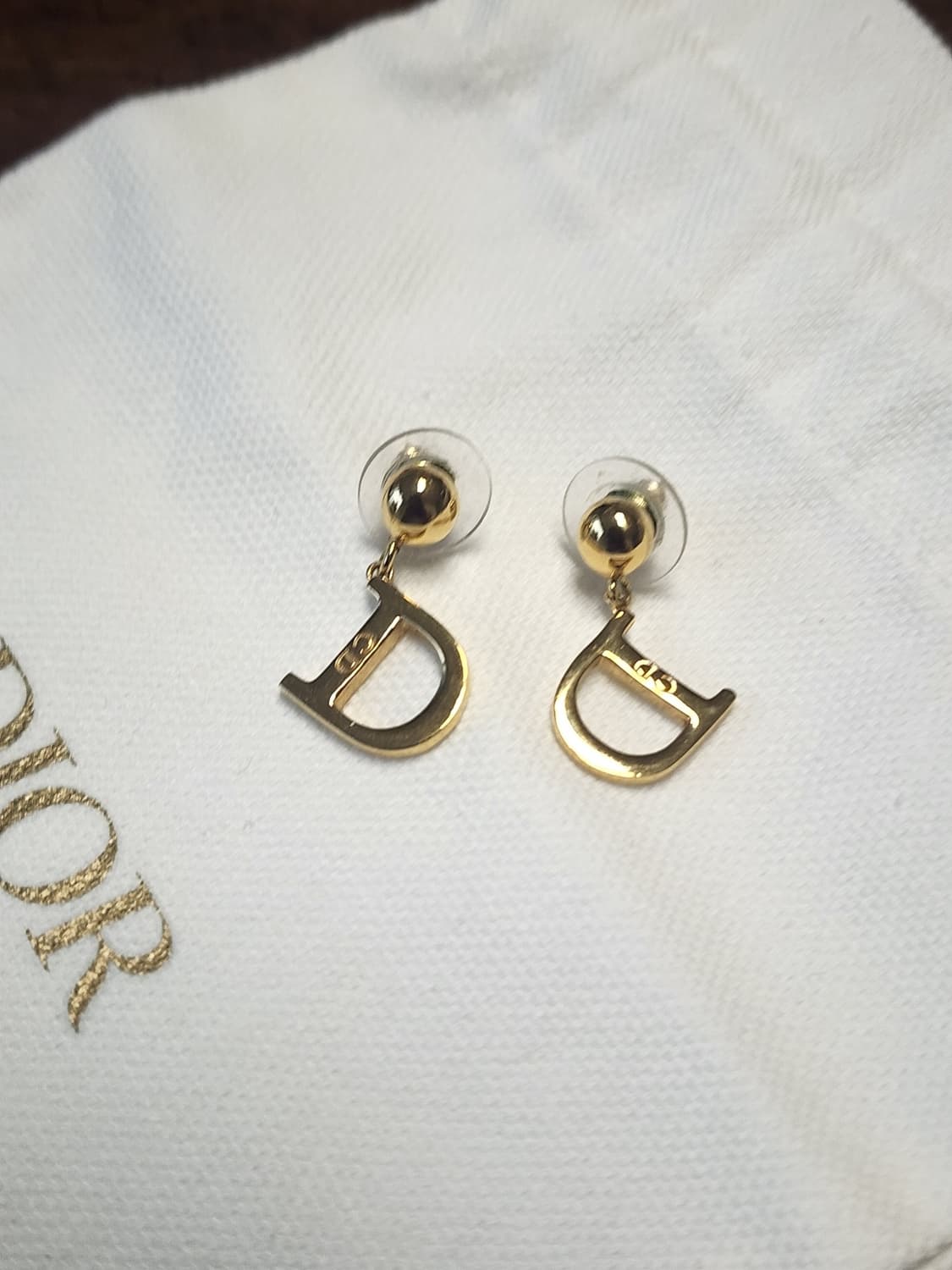 정품 디올 D 장식 골드 귀걸이  상품이미지2