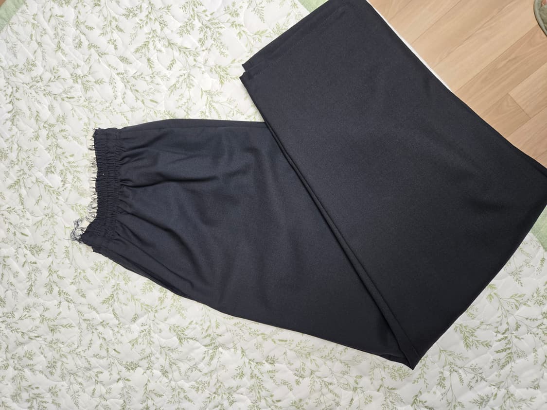 카미엘 포트젠스 울 팬츠  상품이미지2