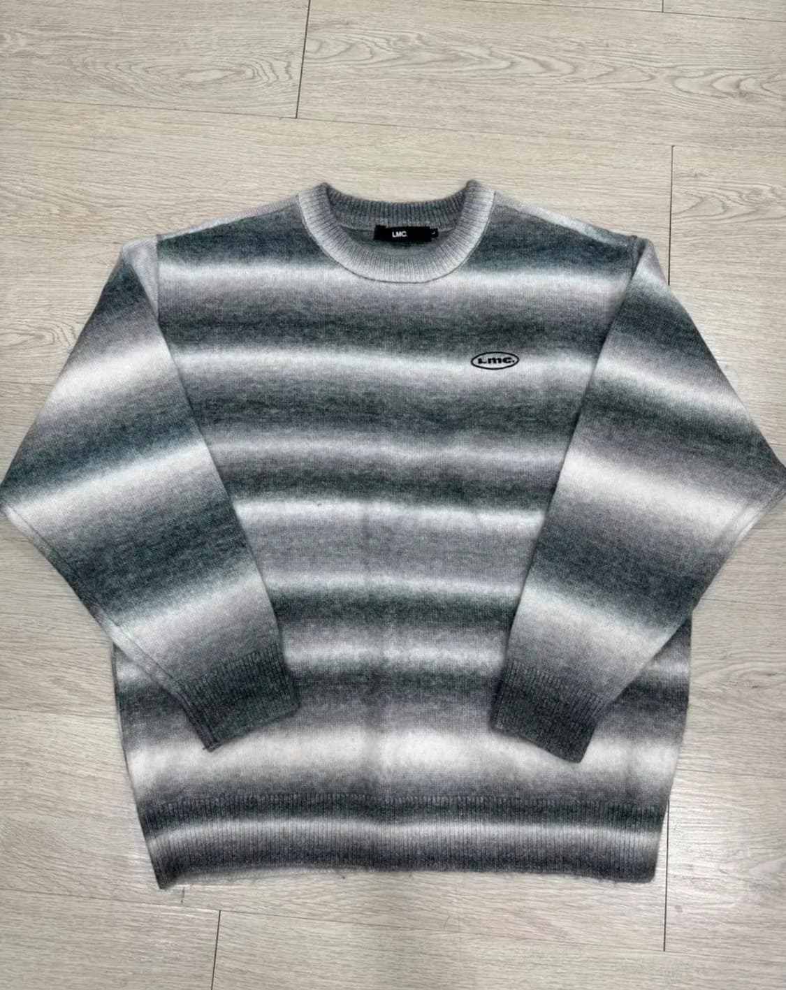 LMC 엘엠씨 OVAL OMBRE BRUSHED KNIT SWEATER 상품이미지1