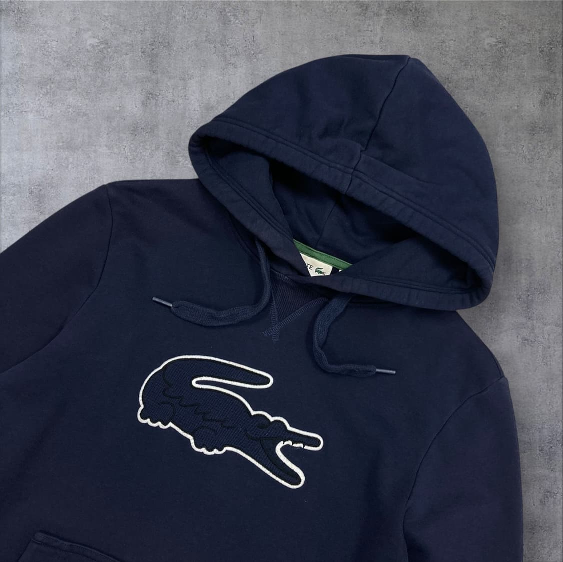 라코스테 네이비 컬러 빅로고 후드티 상품이미지2