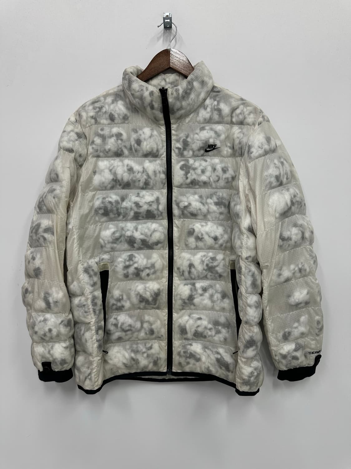 나이키 테크팩 경량패딩  상품이미지1