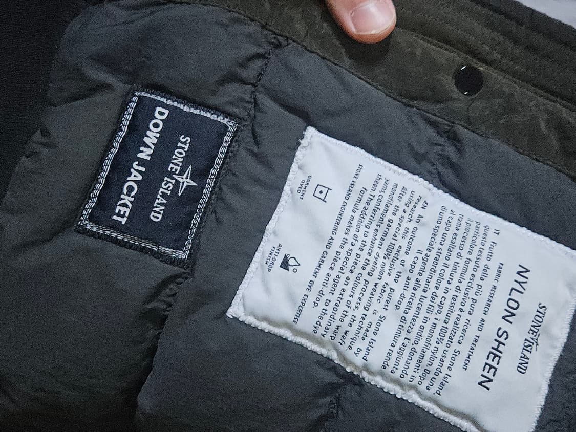 정품 스톤아일랜드 나일론 메탈 구스다운 패딩 상품이미지2