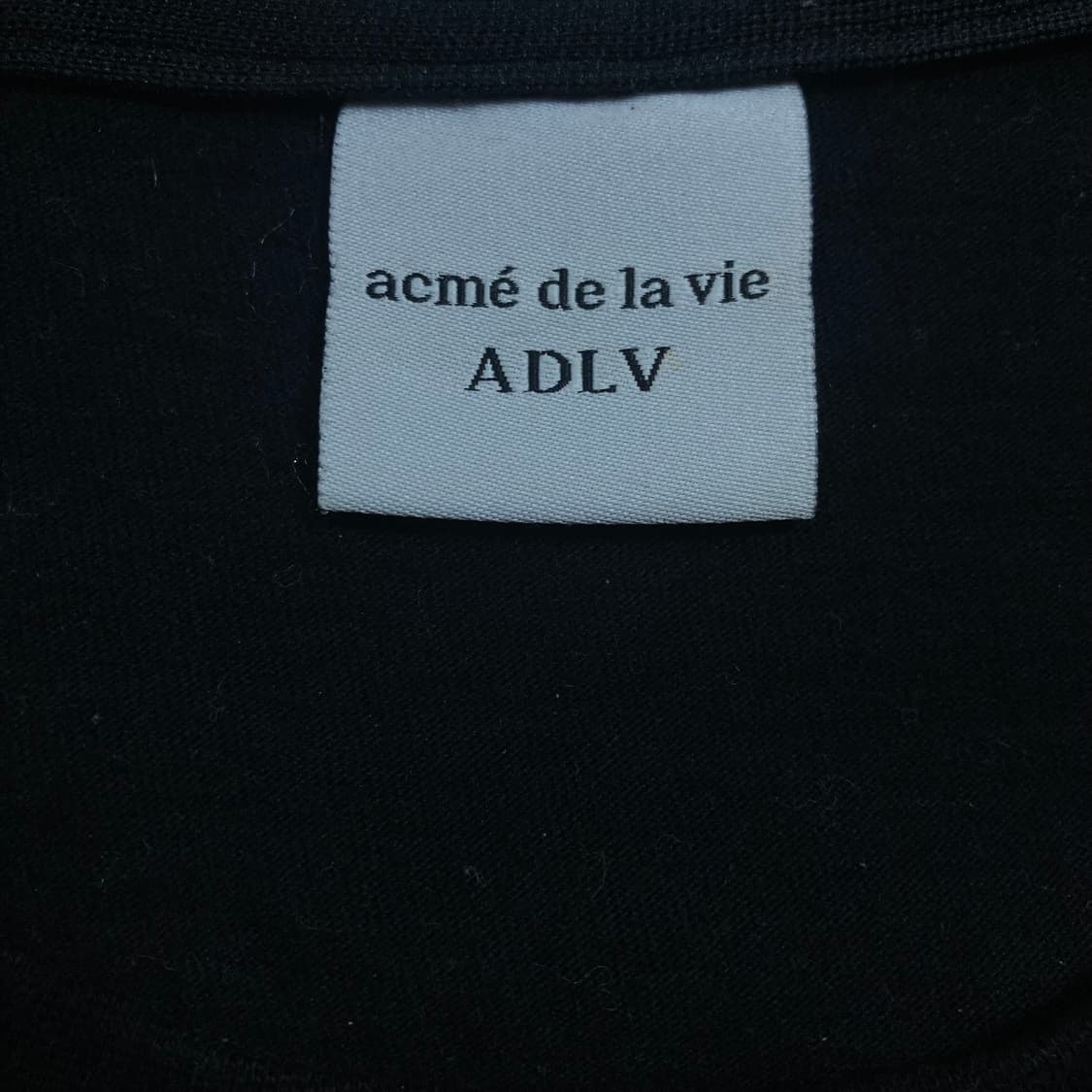 아크메드라비 베이비 페이스 박스 프린팅 블랙 반팔티 상품이미지4