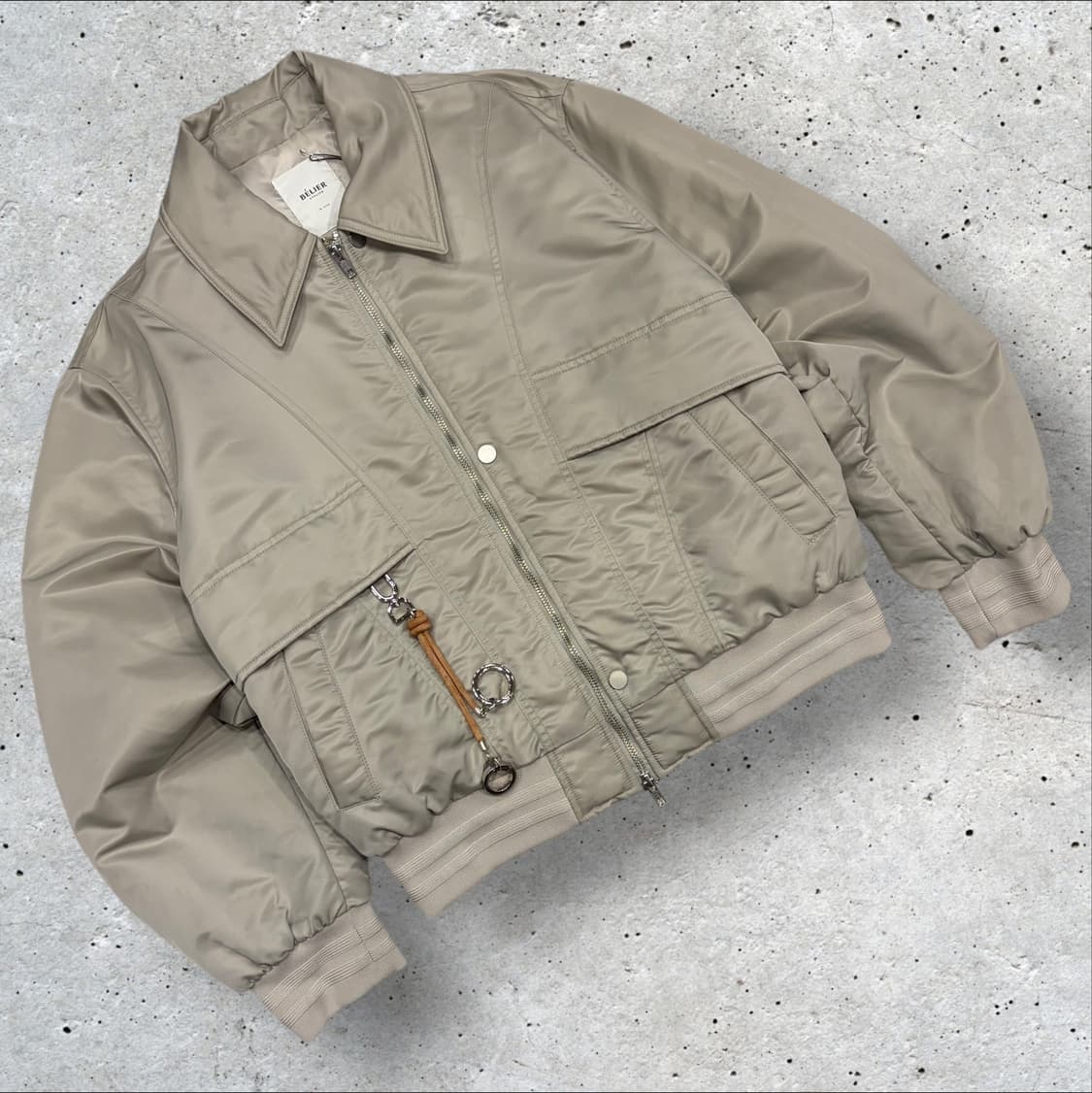 [M] 벨리에 나일론 베이지 봄버 자켓 C403 상품이미지1