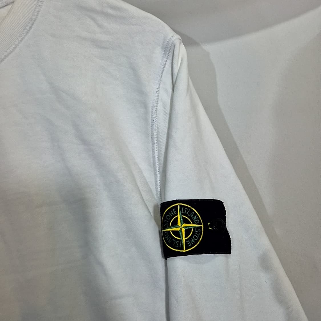 Stone Island  스톤아일랜드 와펜 맨투맨 상품이미지2