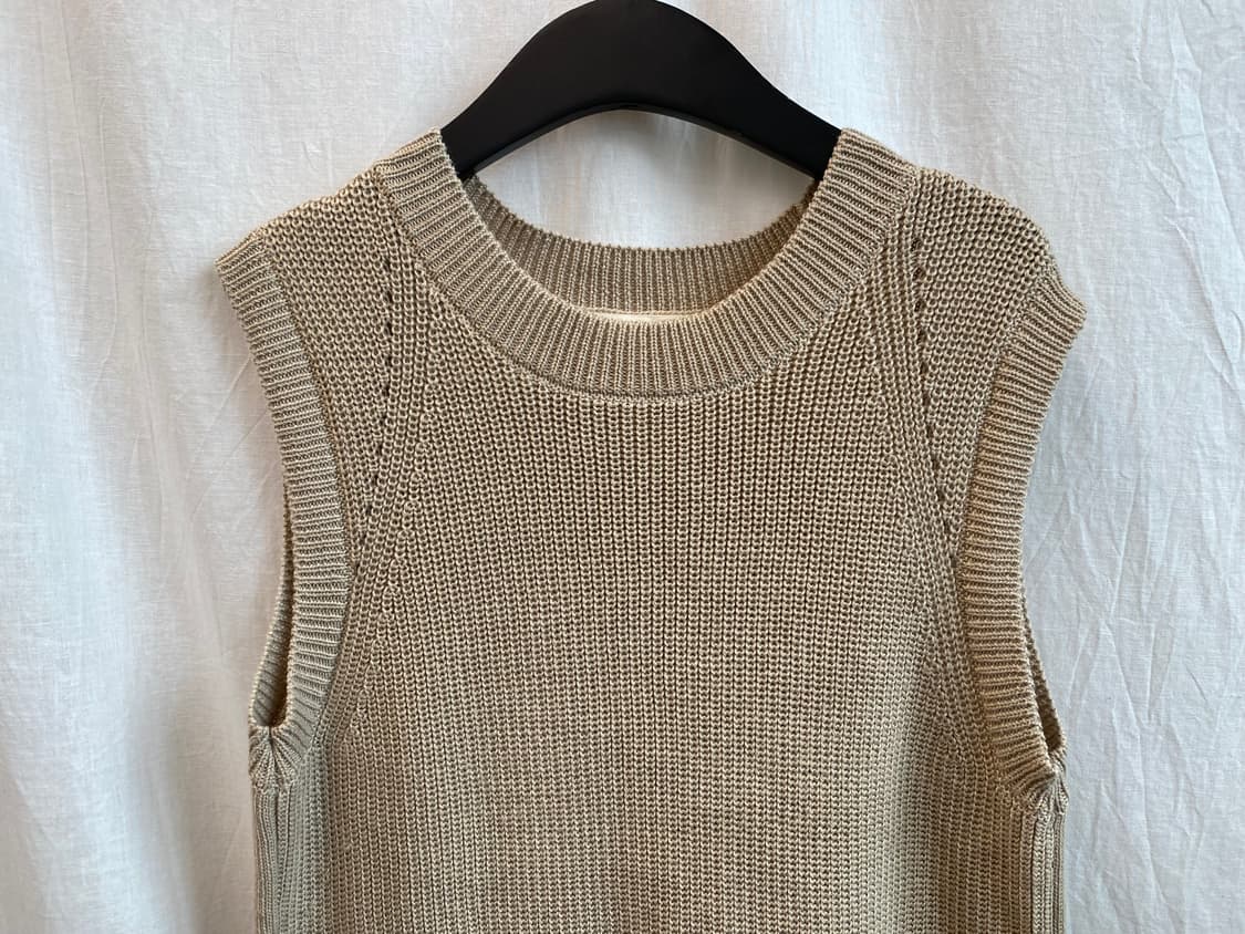 CHOCOL RAFFINE 베이지 베스트니트(M) 상품이미지3