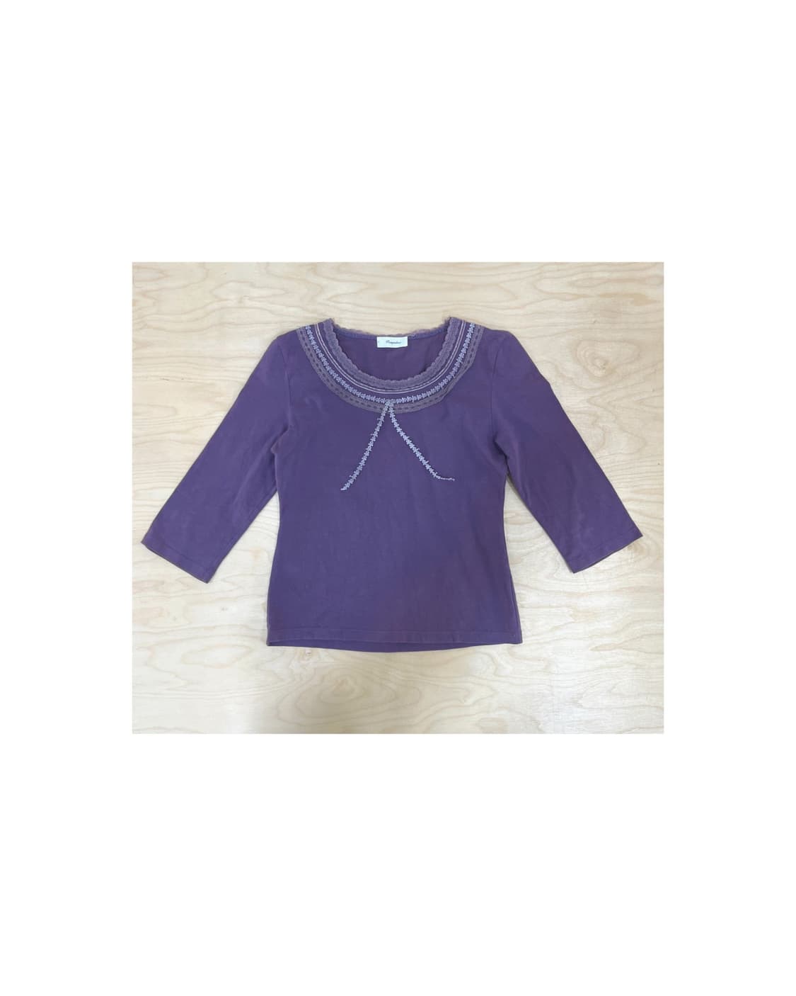 빈티지 퍼플 레이스 티셔츠 상품이미지2