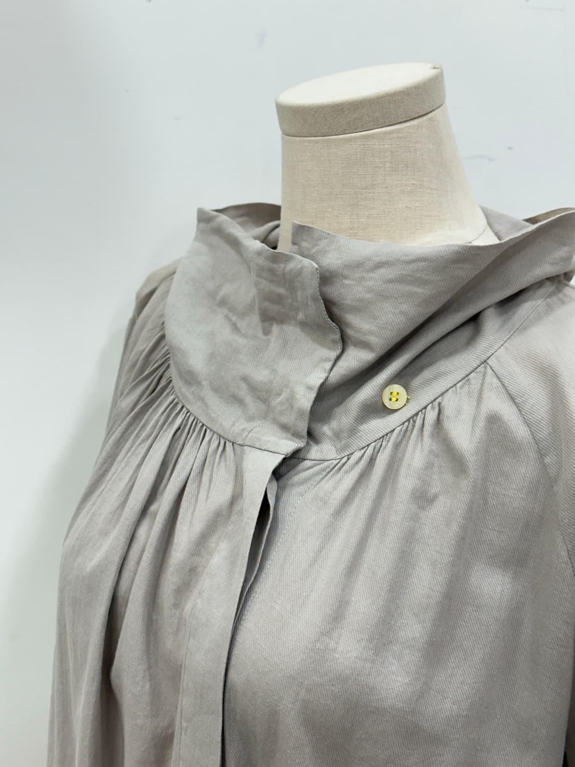 미샤 셔링 블라우스 상품이미지7