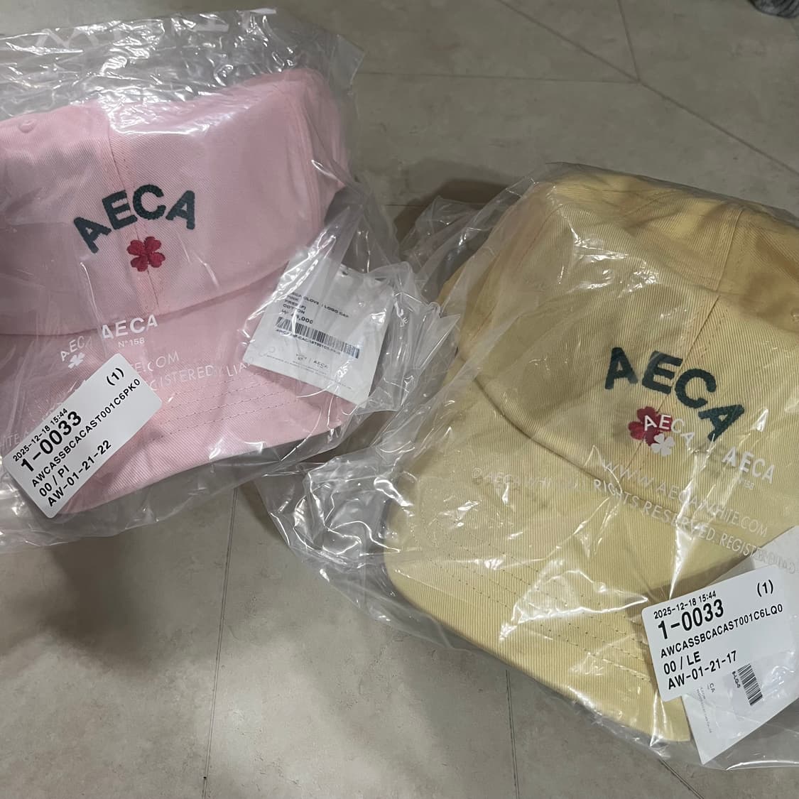 새상품)에이카화이트 자수로고 볼캡 핑크 옐로우 일괄 상품이미지1