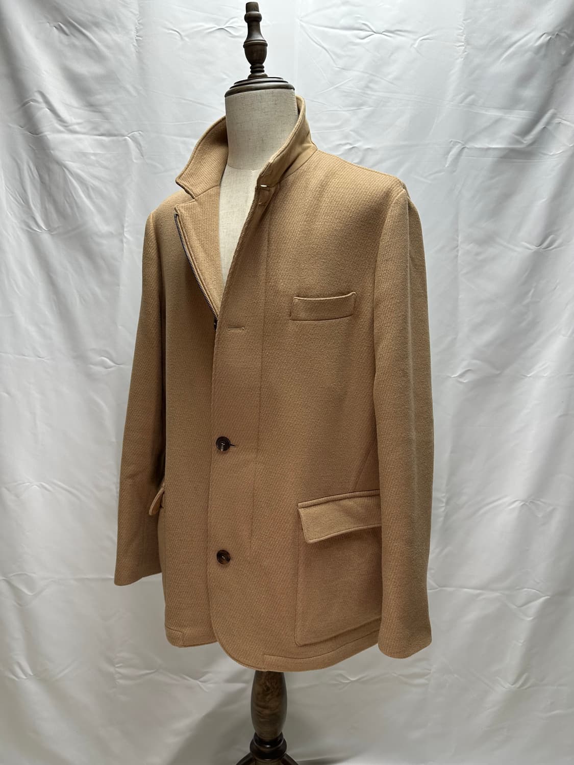 로로피아나 로드스터 카멜 자켓 XL(105~110) 민트급 판매 상품이미지3