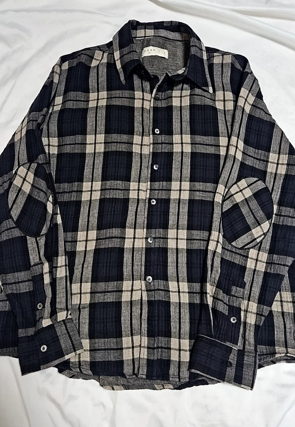 노운 엘보 패치드 셔츠 2사이즈 팝니다 상품이미지4