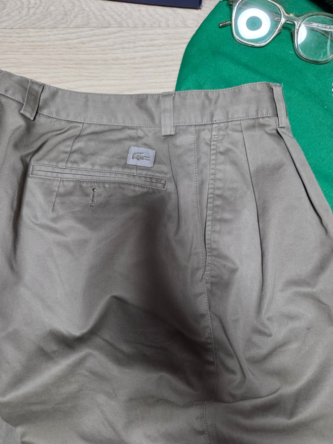 라코스테 클래식 투턱 치노팬츠 면바지  상품이미지2