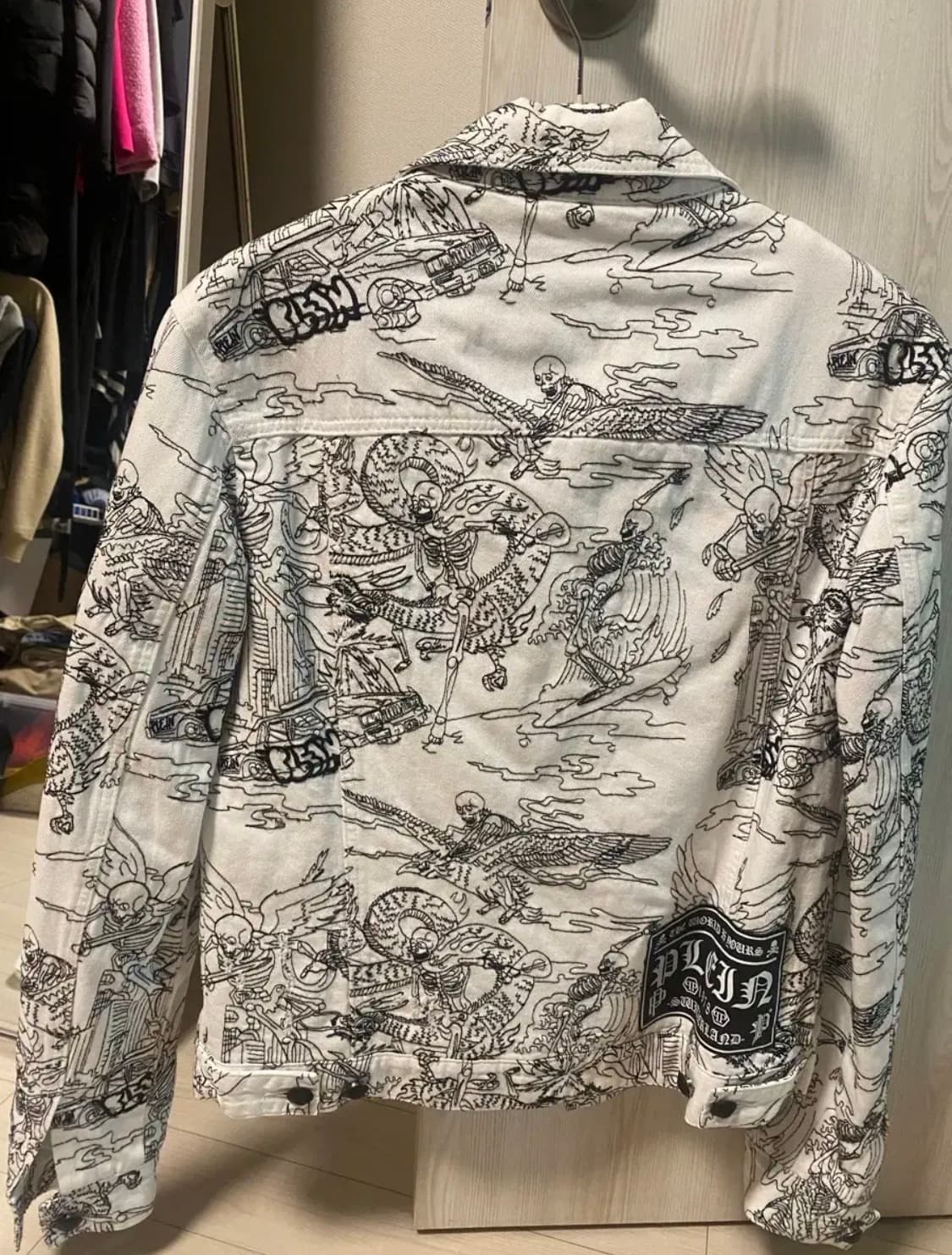 필립플레인 스켈렌톤 타투자수 자켓 상품이미지2