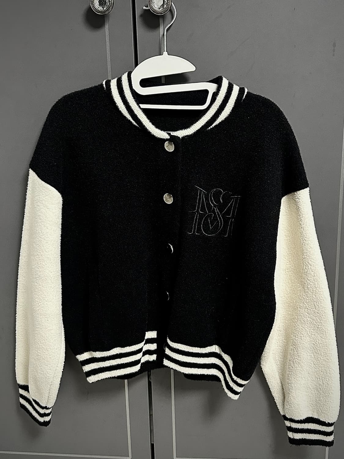 바시티 자켓 상품이미지1