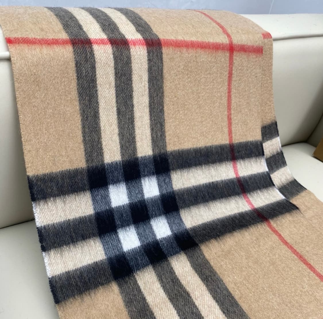 버버리 캐시미어 머플러 클래식 체크 남여공용 정품 상품이미지2