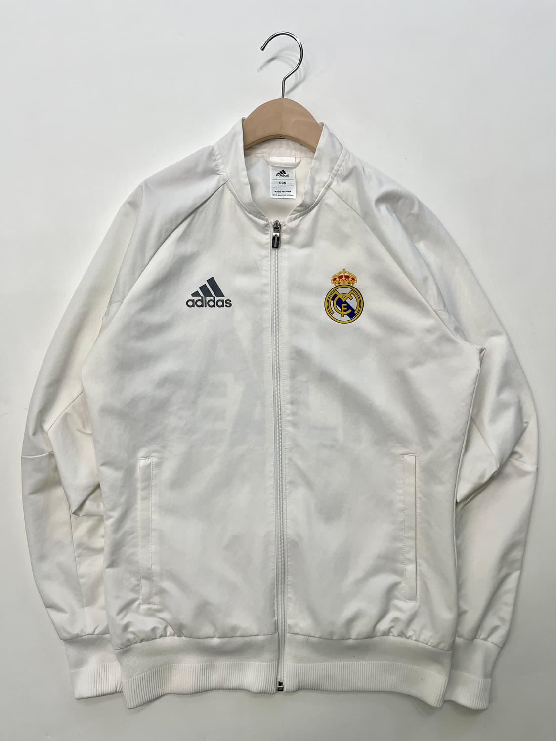 Adidas 아디다스 오리지널 레알마드리드 화이트컬러 바람막이 자켓 상품이미지3