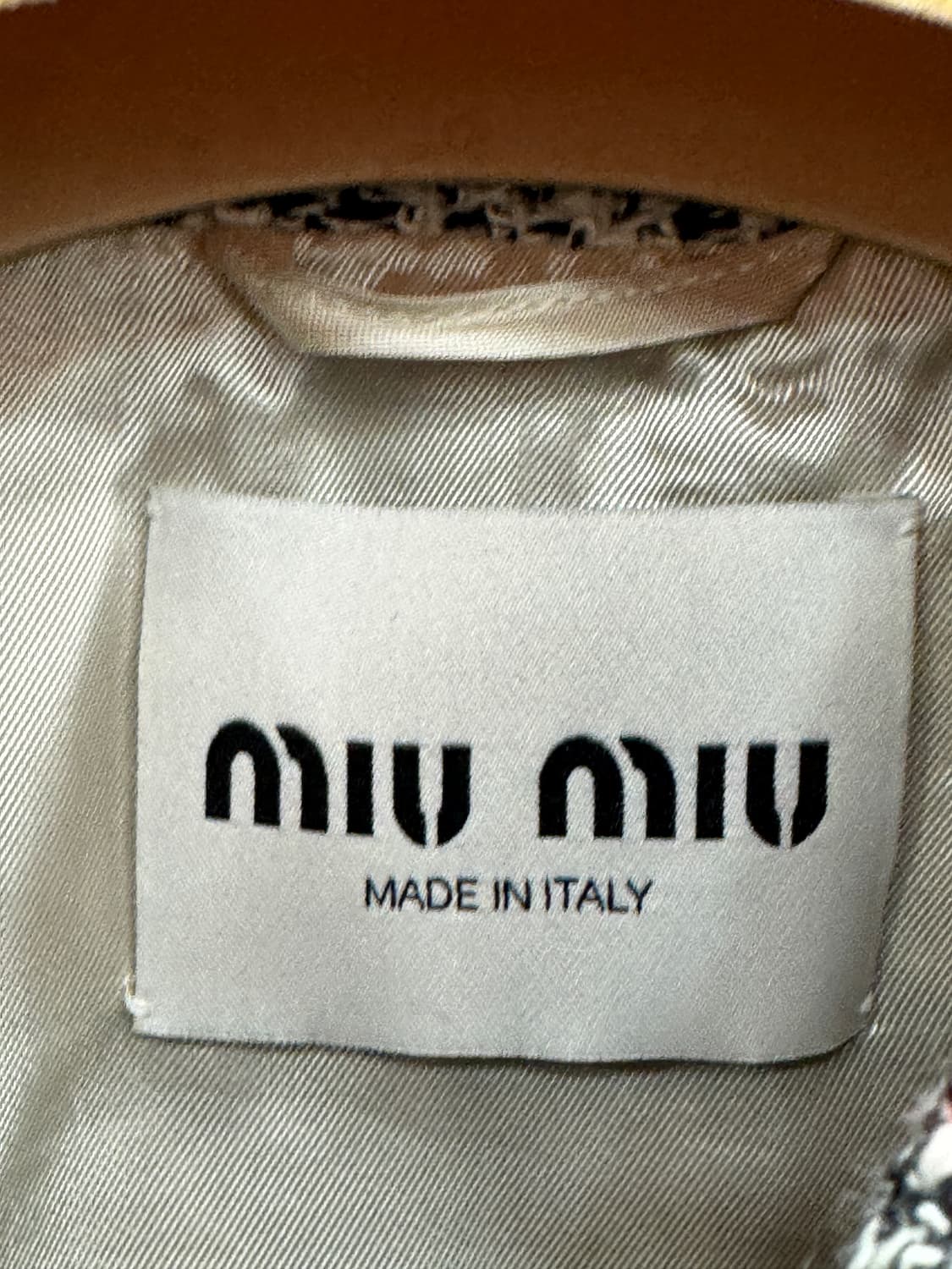 미우미우 자켓 스커트 세트 38사이즈  상품이미지3