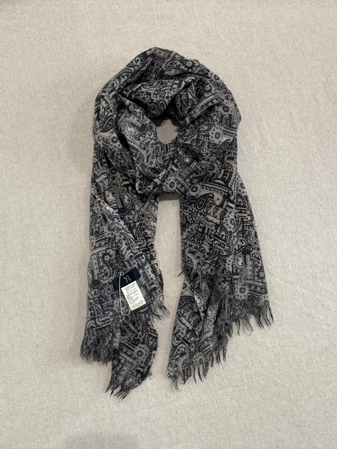 요지야마모토 울 믹스드 페이즐리 머플러 상품이미지1