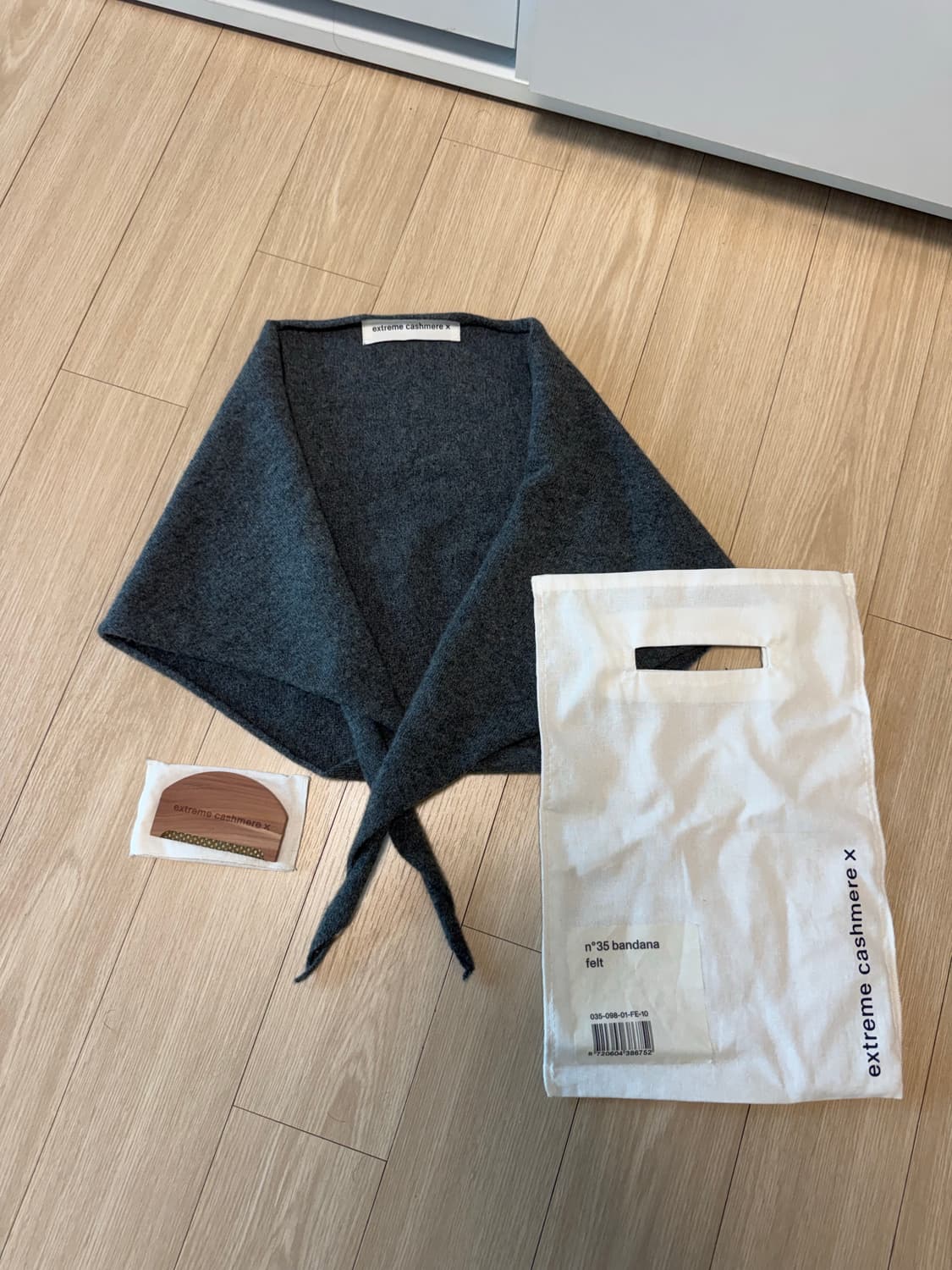 Extreme Cashmere Xn°35 Bandana Felt,우드빗 상품이미지1