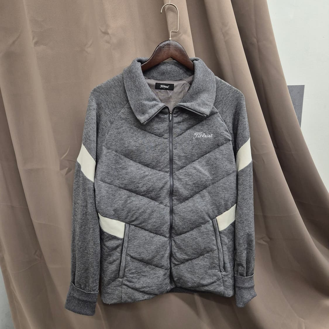 타이틀리스트 모블랜디드 니트스타일 구스 점퍼 L 상품이미지2
