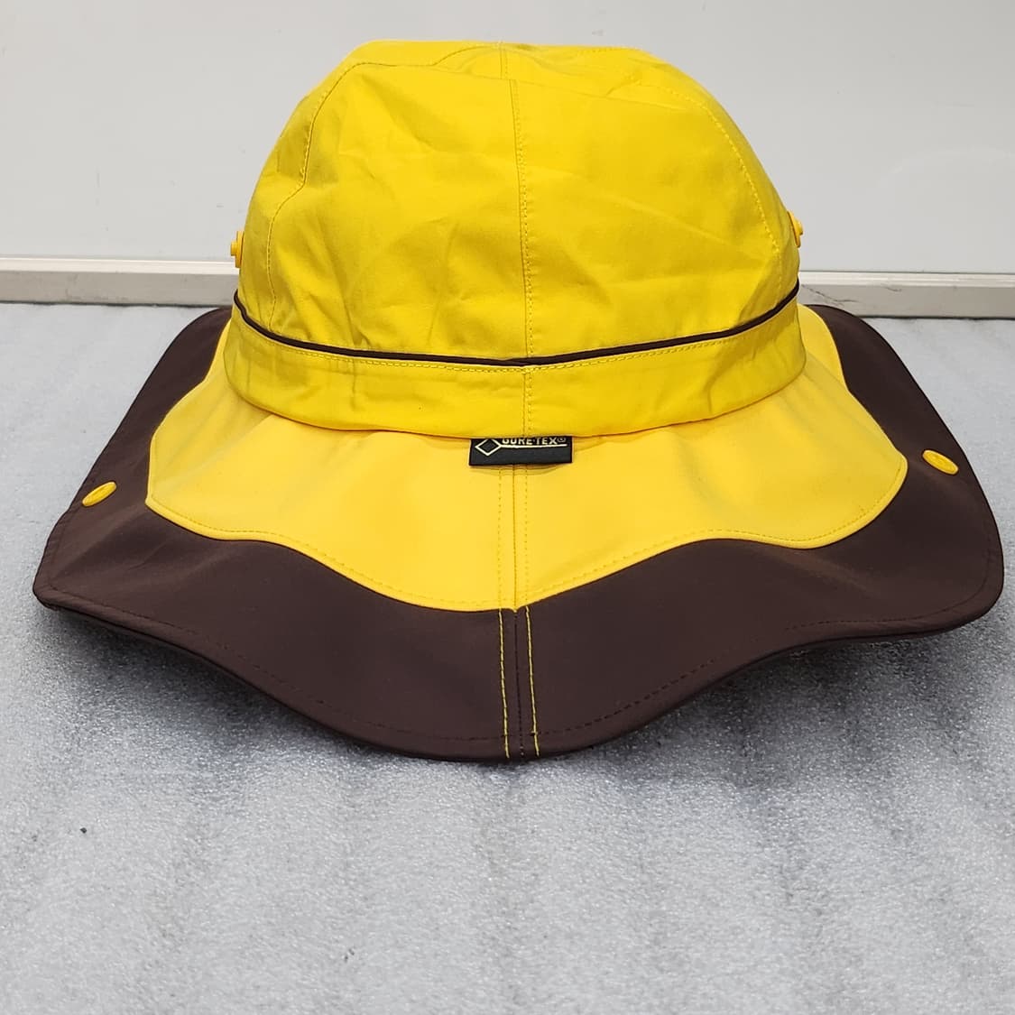 거의 미사용 밀레 고어텍스 등산모자 옐로우/브라운 M사이즈(59cm) 상품이미지6