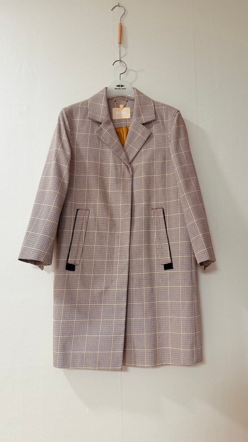 한섬 BIRD by 쥬시꾸뛰르 체크 코트 55 정가 70만원대. 고급스럽 상품이미지1