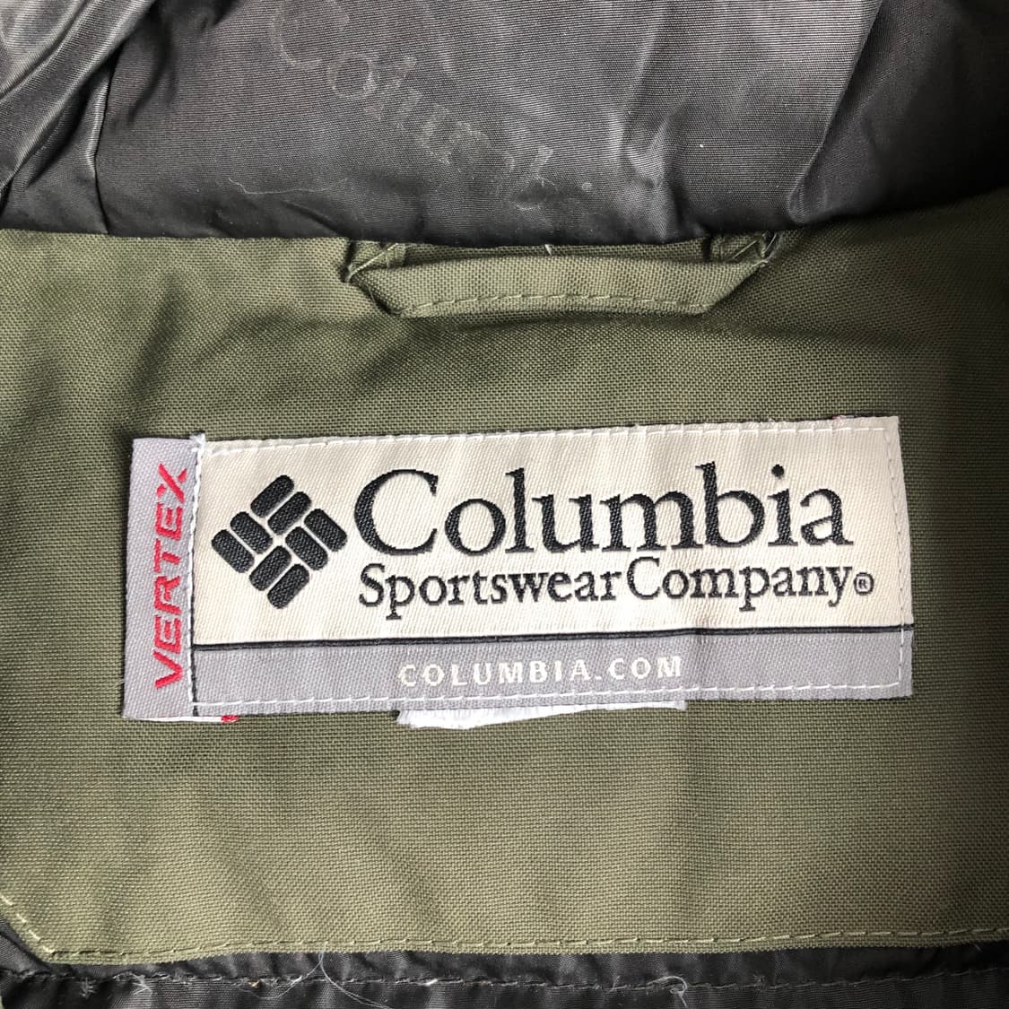 컬럼비아 패딩 XL 상품이미지2