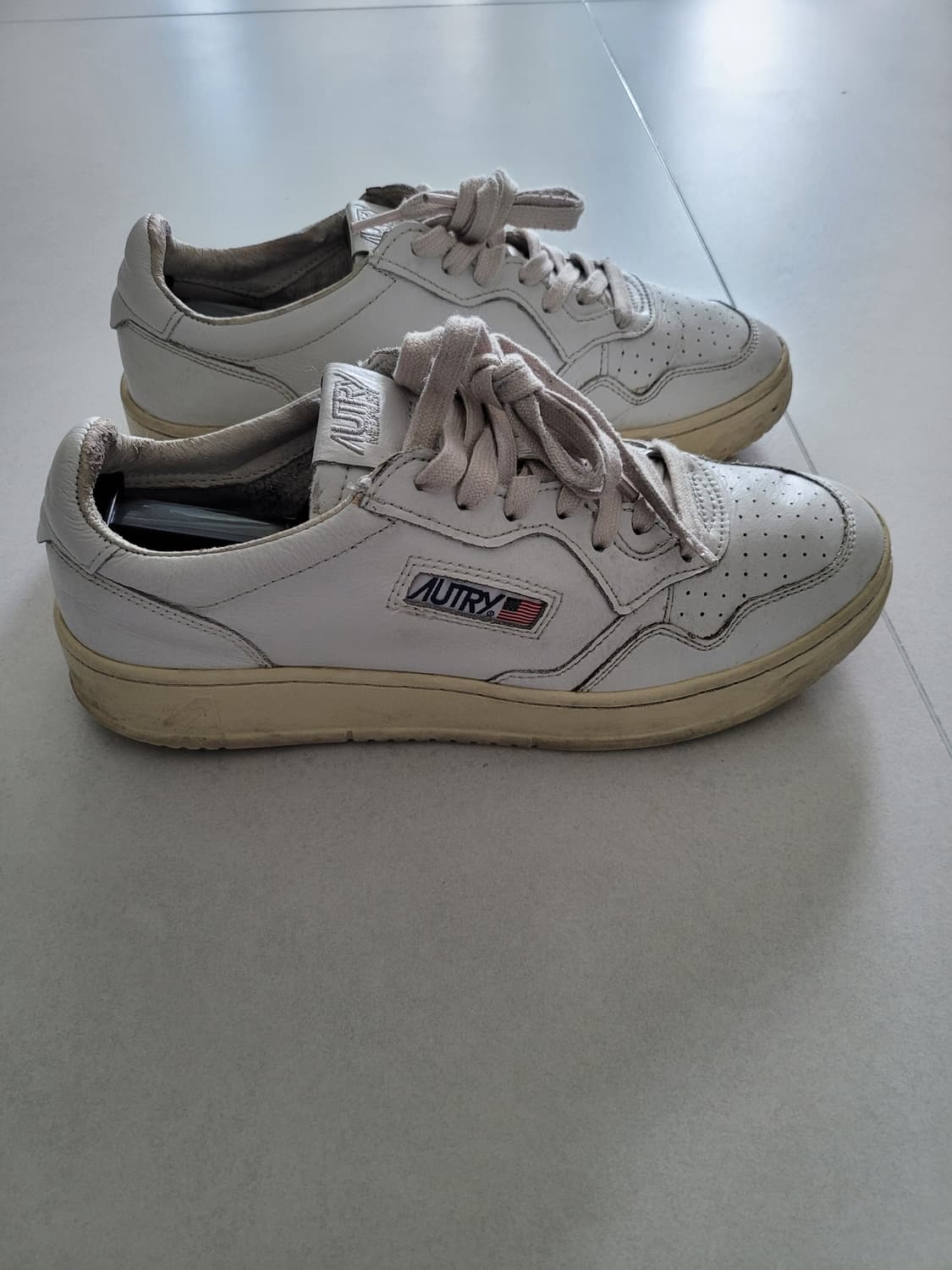 [판매] 시간이 흐를수록 멋진, 오트리 메달리스트 화이트 (43 사이즈) 상품이미지1