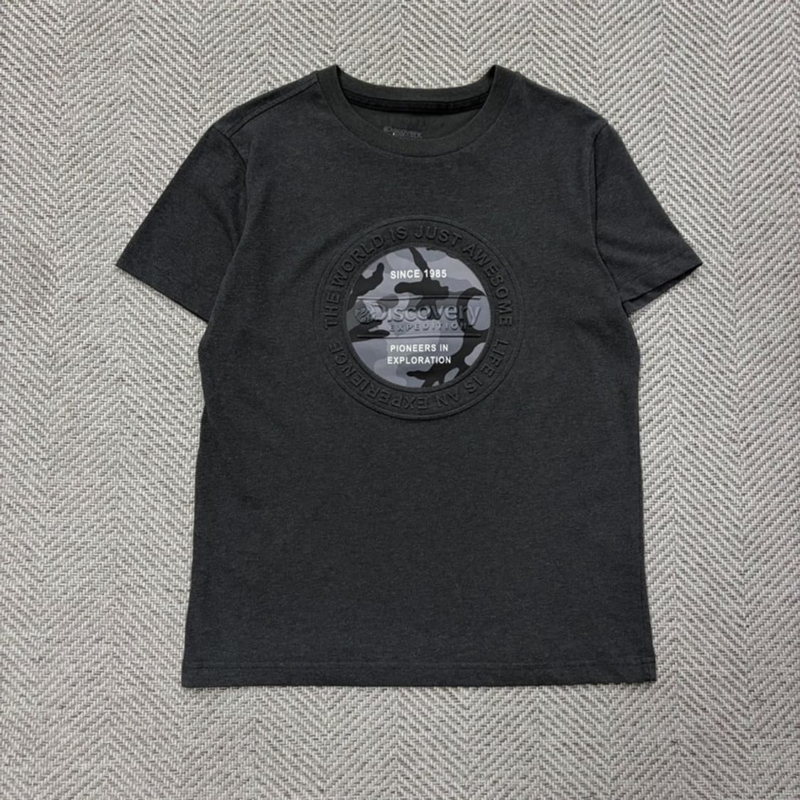 디스커버리 엠보 로고 티셔츠 v2998 상품이미지1