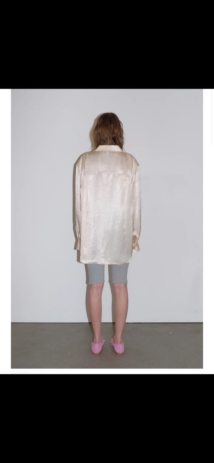 오버듀플레어 SATIN LABEL OVERFIT SHIRTS 상품이미지3