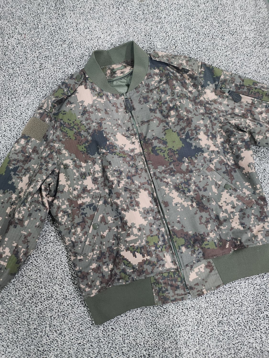 밀리터리 디지털 카모 전차병 점퍼 상태좋음 상품이미지1