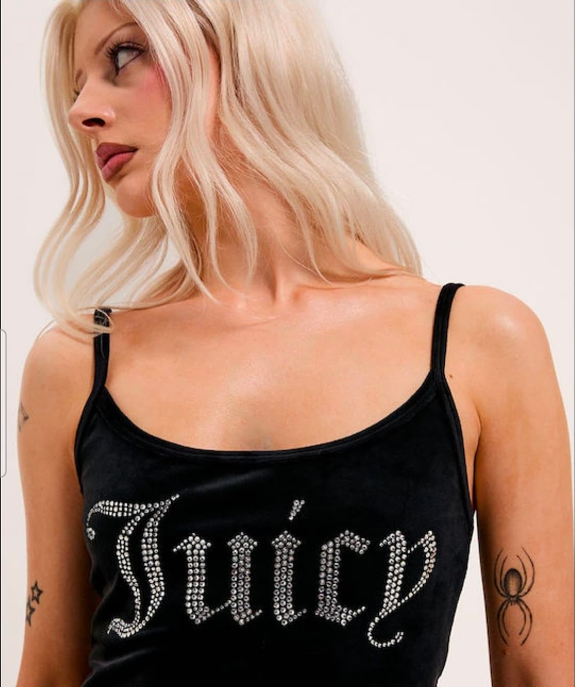 (미사용) 쥬시꾸뛰르 시그니쳐 큐빅 로고 민소매 크롭 탑 S size 상품이미지6