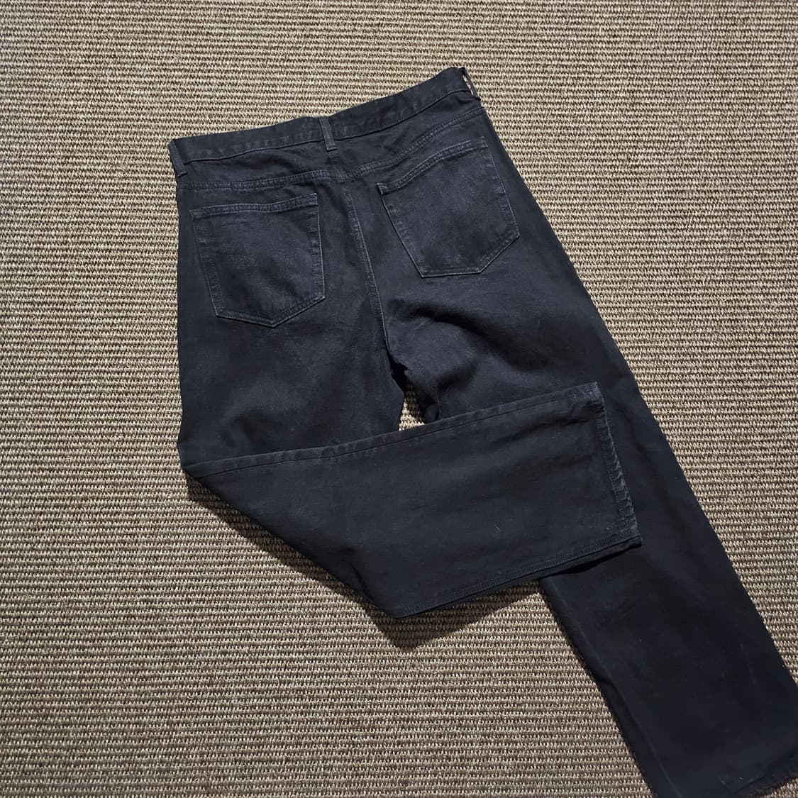 무신사 스댄다드 스트레이트 블랙 데님 팬츠 상품이미지2